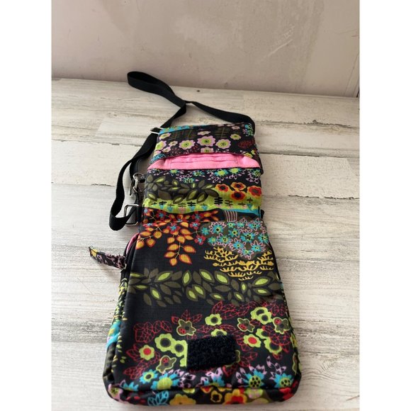 Studio Pro multi-pocketed shoulder/crossbody bag - Picture 4 of 11